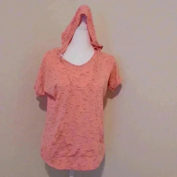 🍭Host Pick 🌺Pink top with kangaroo pocket and hoodie - Picture 2 of 9
